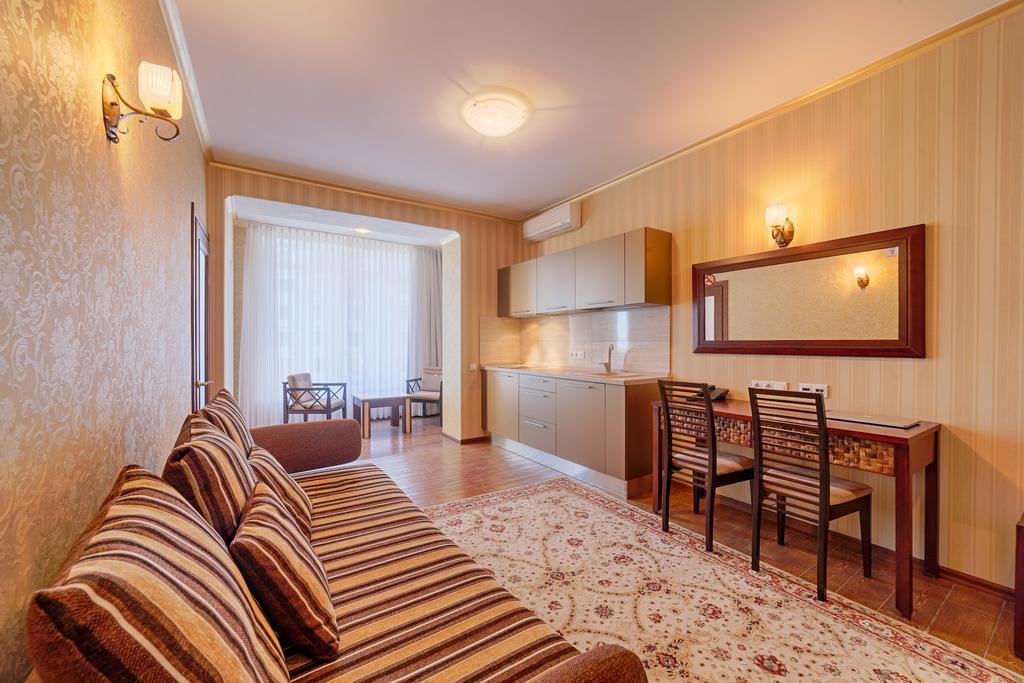 Villa Panama Одеса Екстериор снимка
