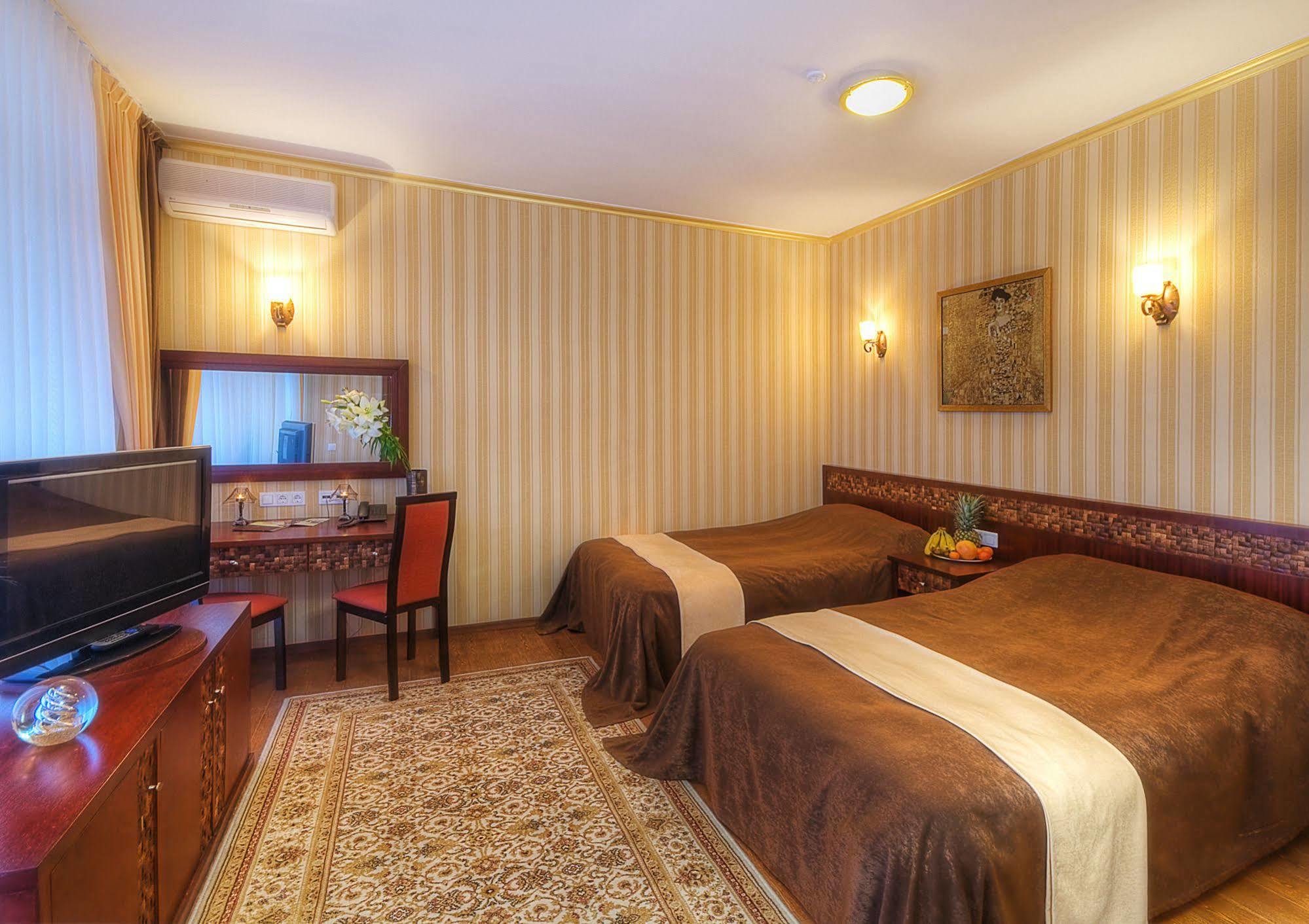 Villa Panama Одеса Екстериор снимка