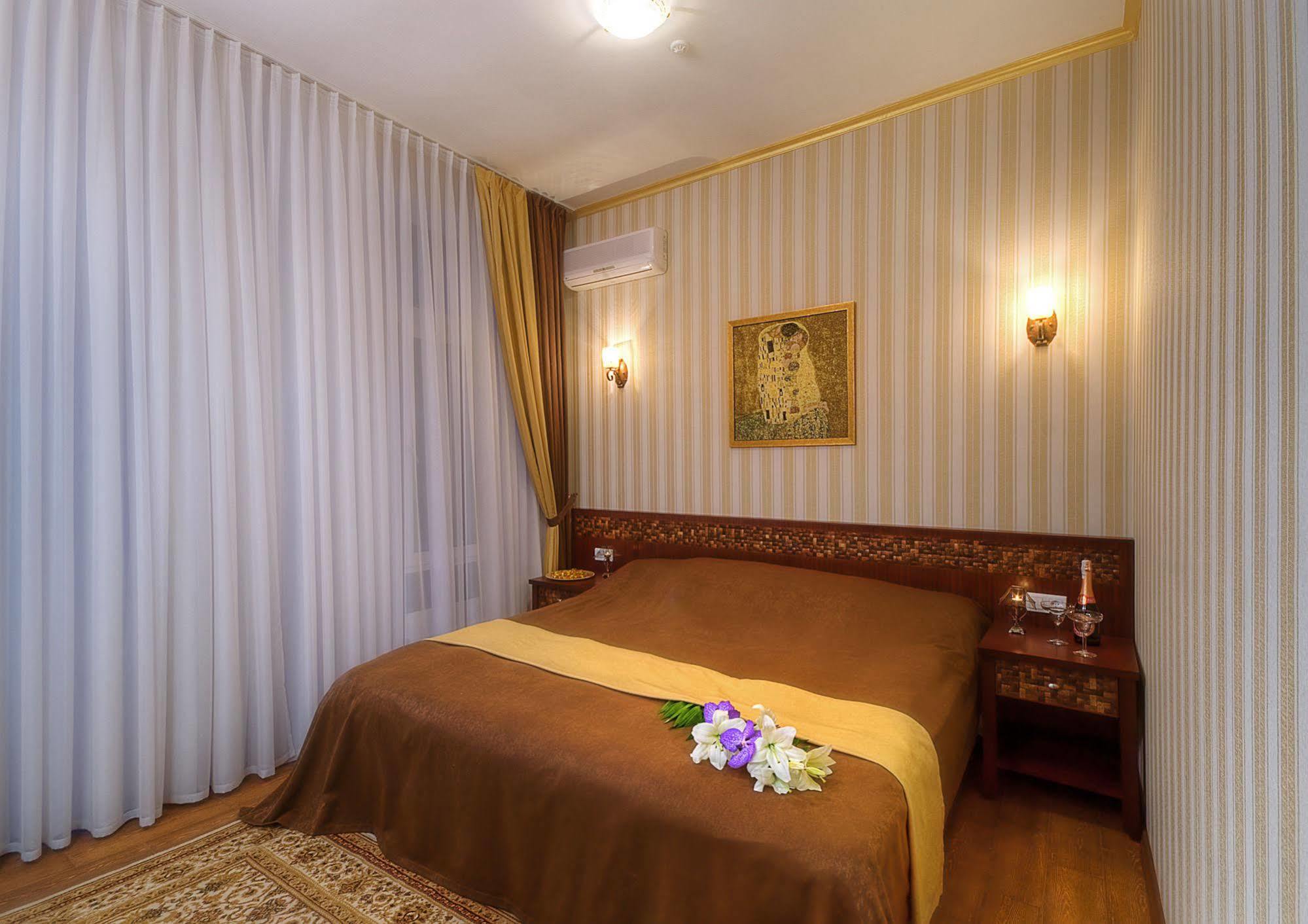 Villa Panama Одеса Екстериор снимка