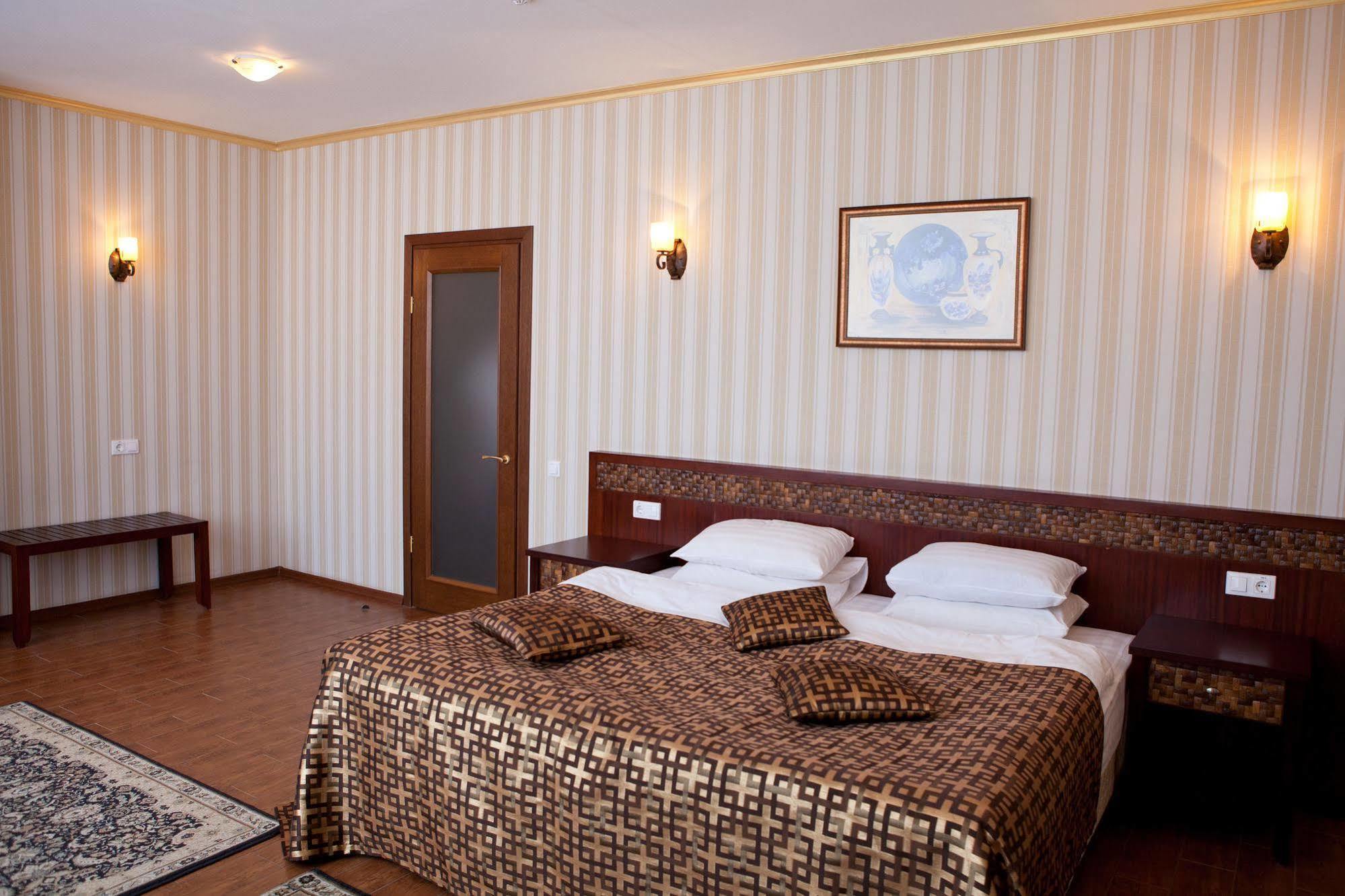 Villa Panama Одеса Екстериор снимка